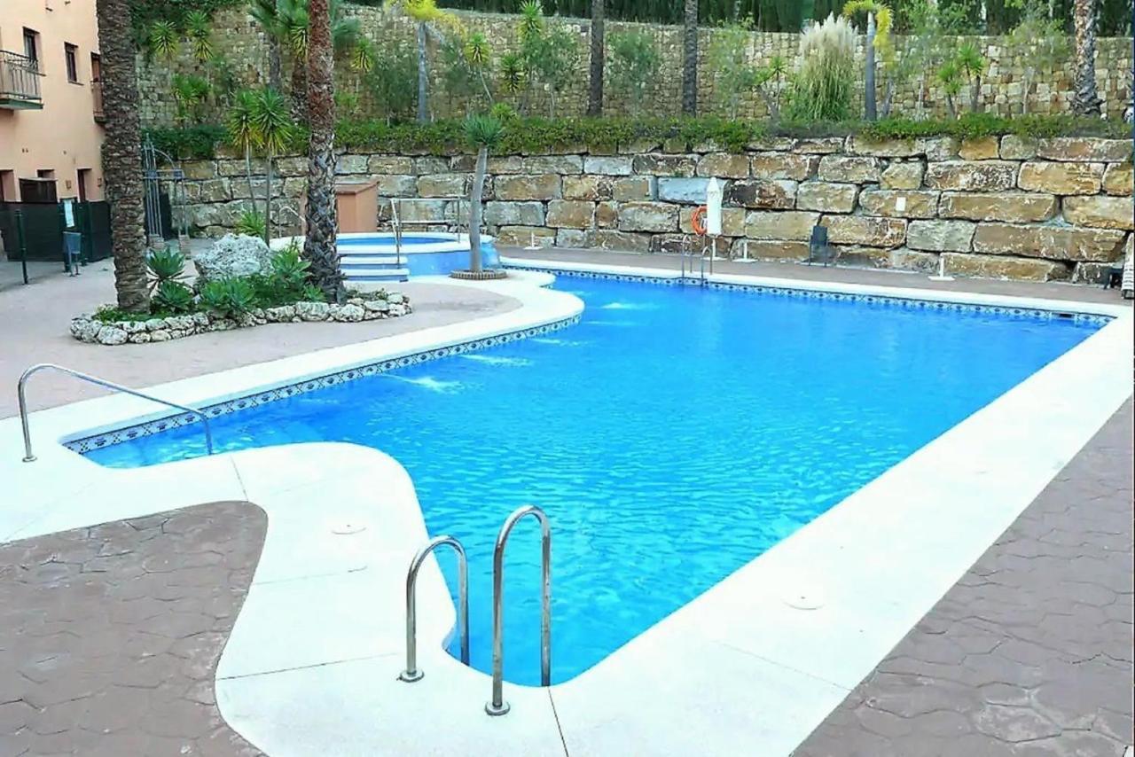 Elegant 2Br Apartment Puerto Banus Marbella Just 12 Minutes Away By G00Giemaps Estepona Exterior foto